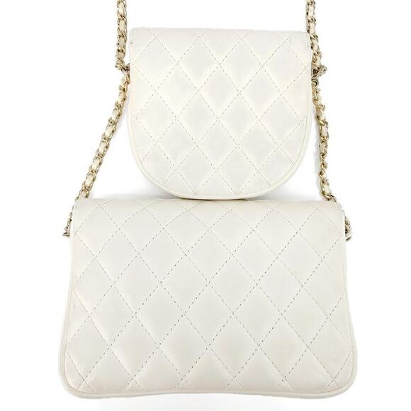 CHANEL White Flap Chain Shoulder Bag A-A25763 - Picture 11 of 12